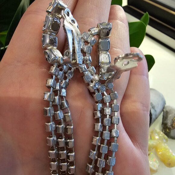 Vintage Rhinestone Waterfall Clip-on Earrings - Picture 5 of 6